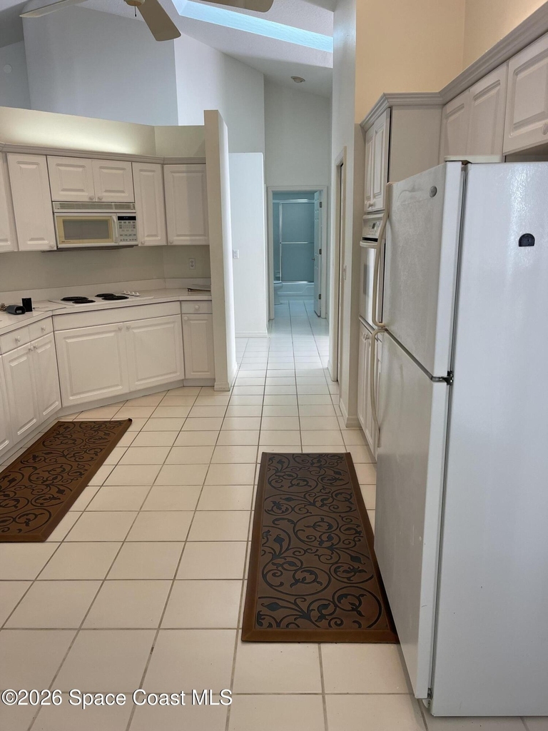 729 Kenwood Circle - Photo 8