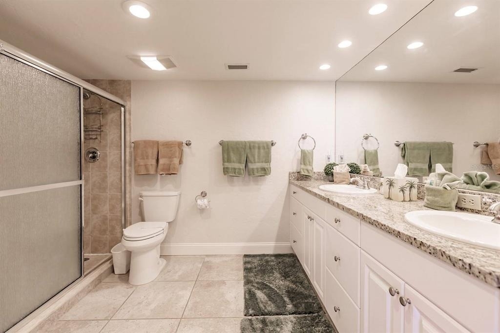 1125 W Peppertree Drive - Photo 18