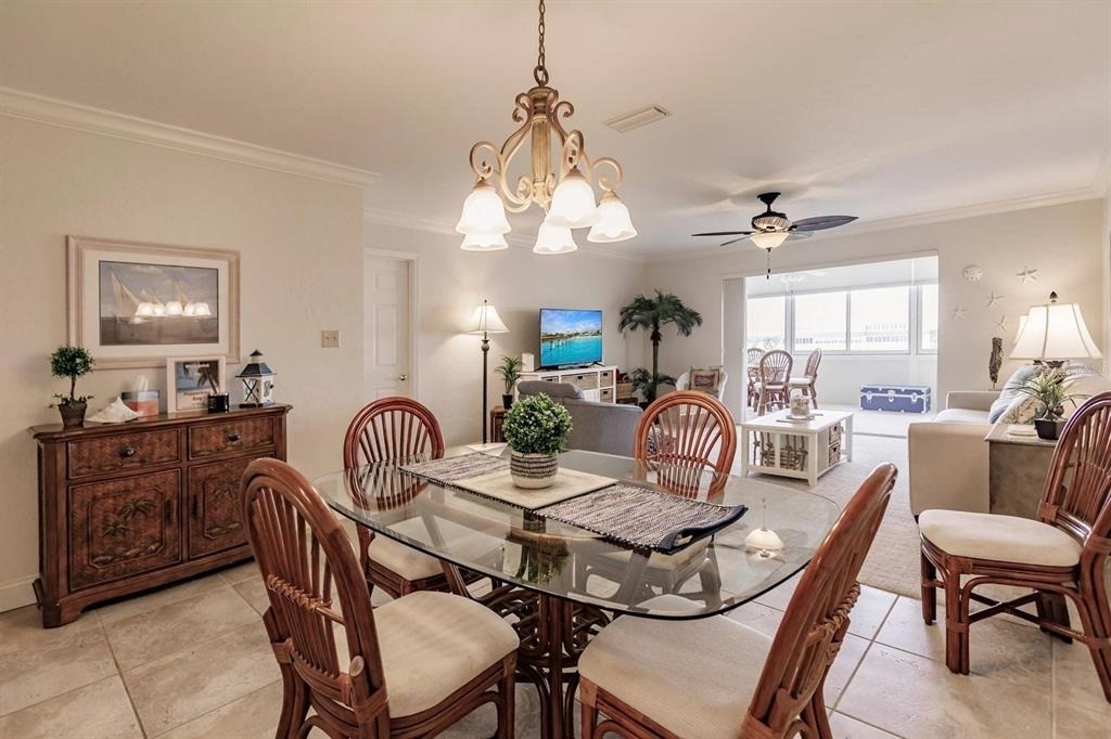 1125 W Peppertree Drive - Photo 5