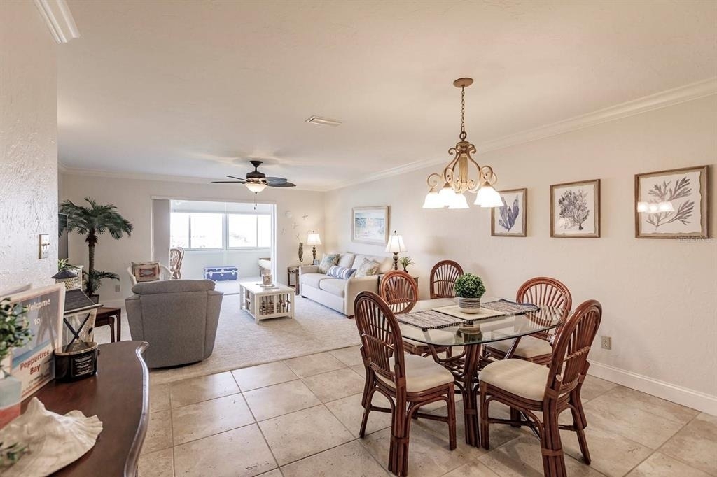 1125 W Peppertree Drive - Photo 4