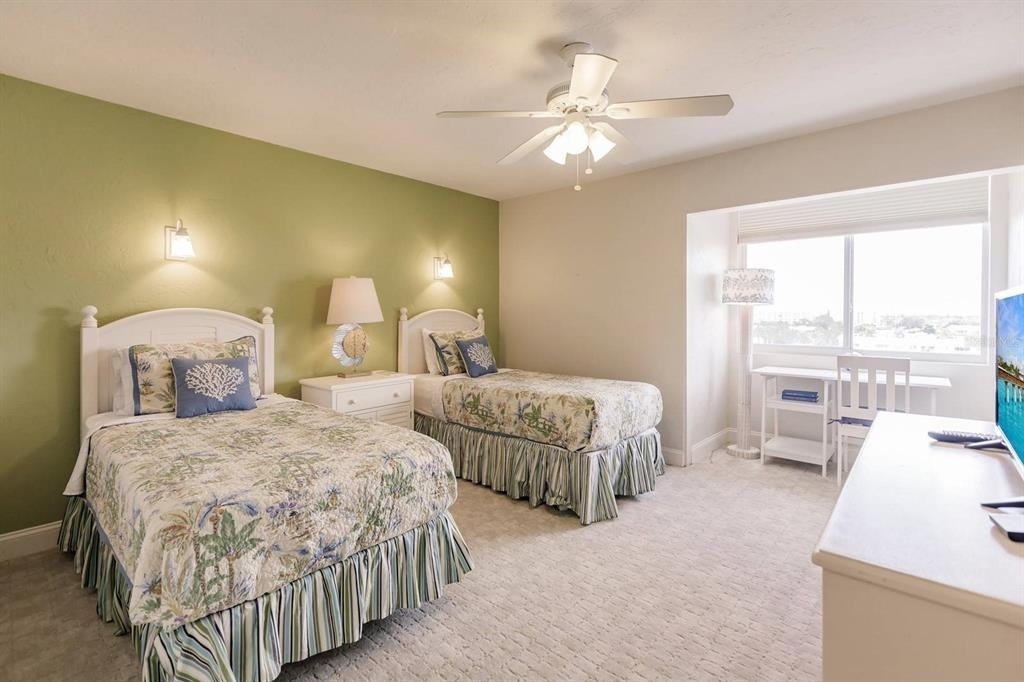 1125 W Peppertree Drive - Photo 19