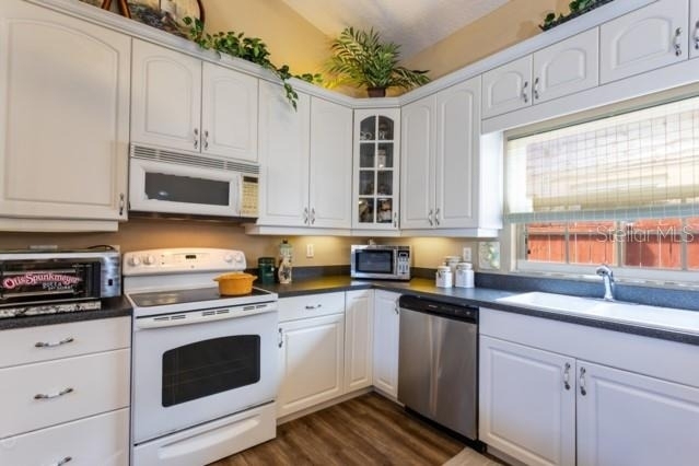 497 Grandview Avenue - Photo 15