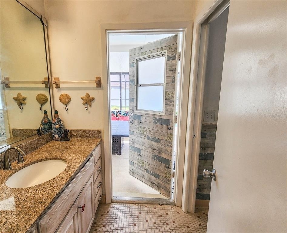 24 Claridge Court S - Photo 34