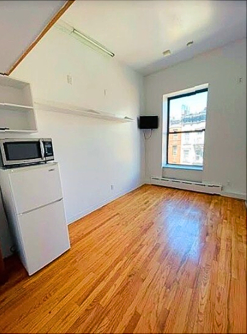 14 St Marks Place - Photo 0