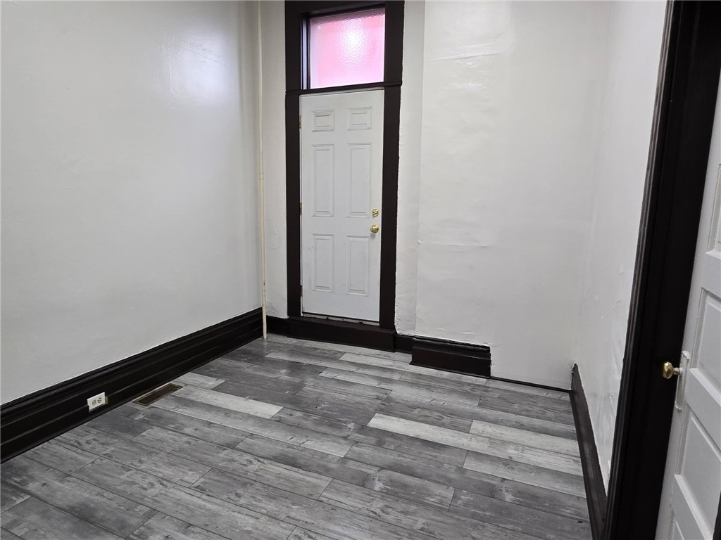 812 Mcclure St - Photo 4