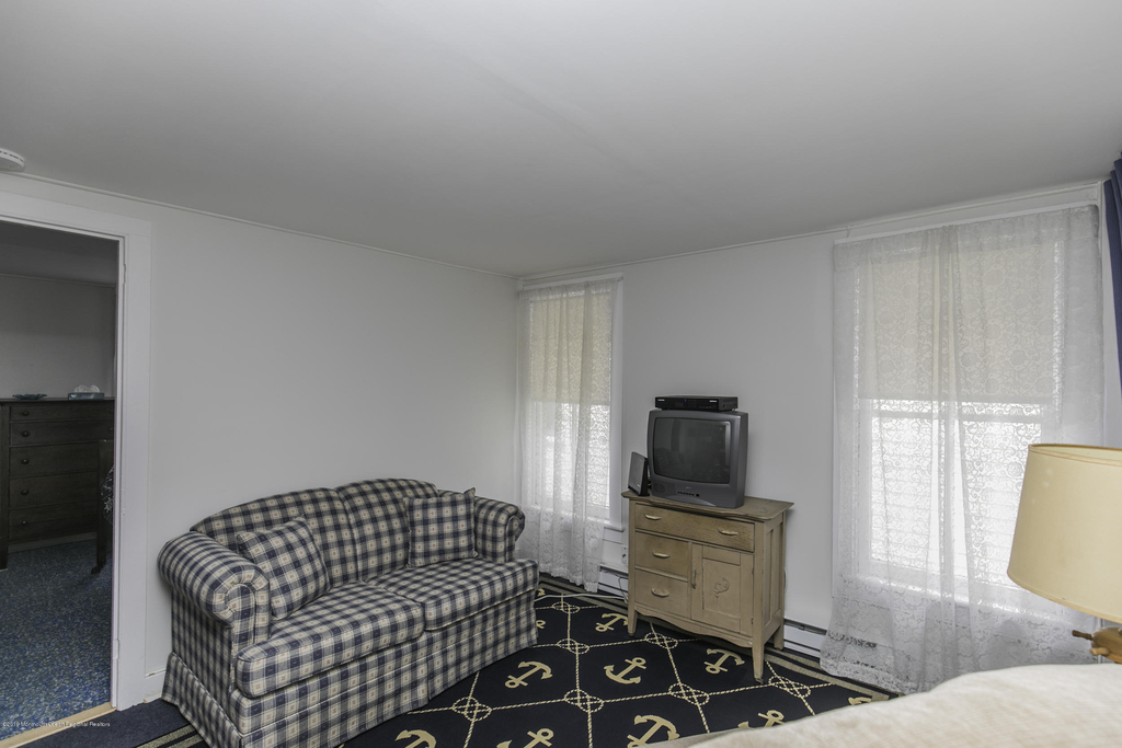 35 1/2 Olin Street - Photo 1