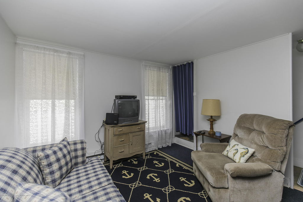 35 1/2 Olin Street - Photo 2