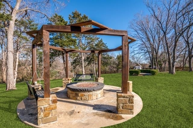 529 Chippendale Drive - Photo 4