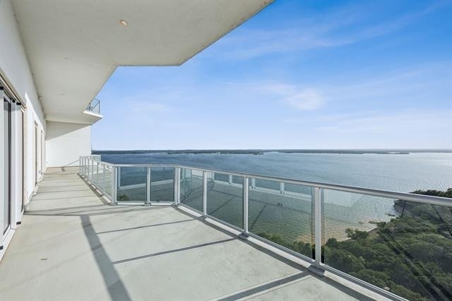 2800 Lakeside Parkway - Photo 30