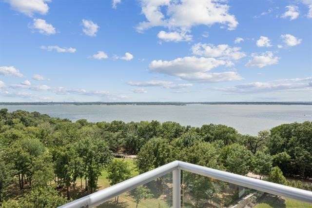 2800 Lakeside Parkway - Photo 32