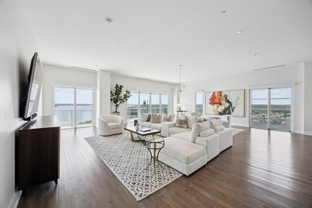 2800 Lakeside Parkway - Photo 4