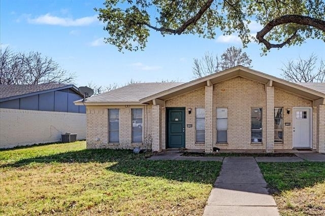 7700 Mary Drive - Photo 1