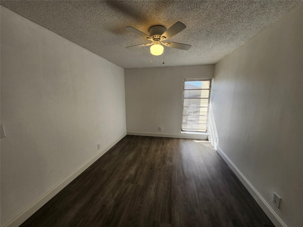 9421 Nw 15th Street - Photo 18