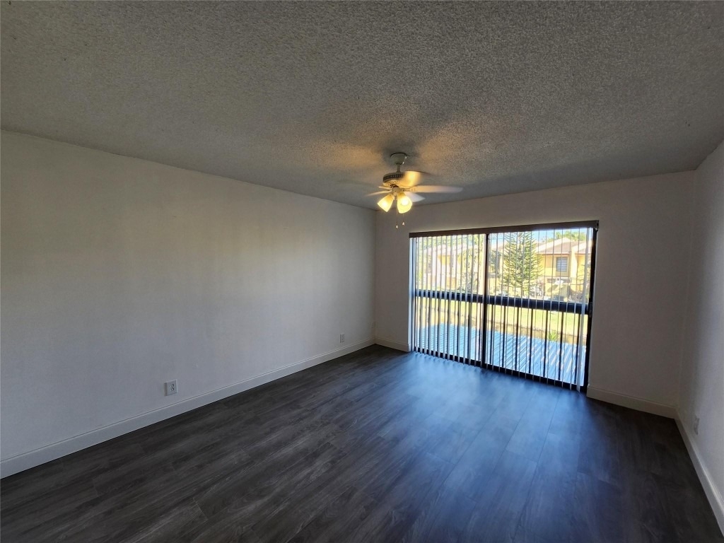 9421 Nw 15th Street - Photo 13