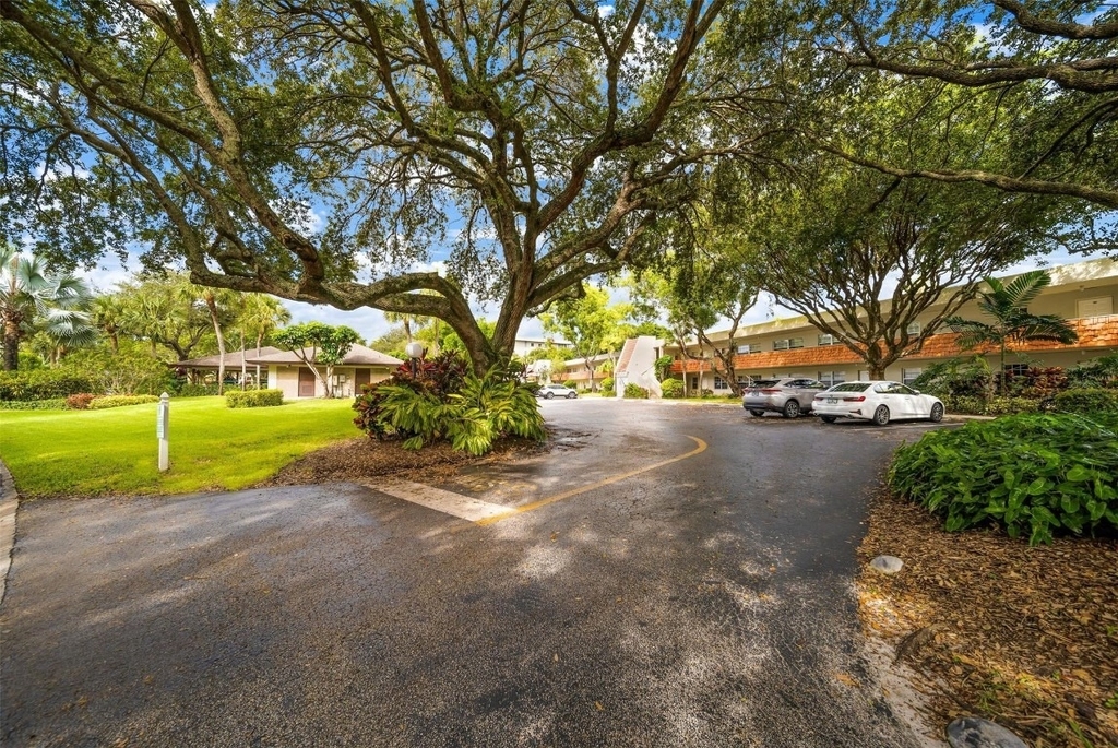 801 Cypress Boulevard - Photo 0