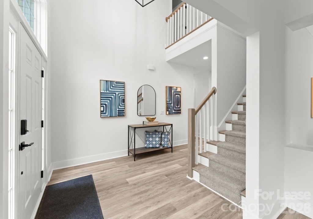 6923 Cascade Dream Court - Photo 2