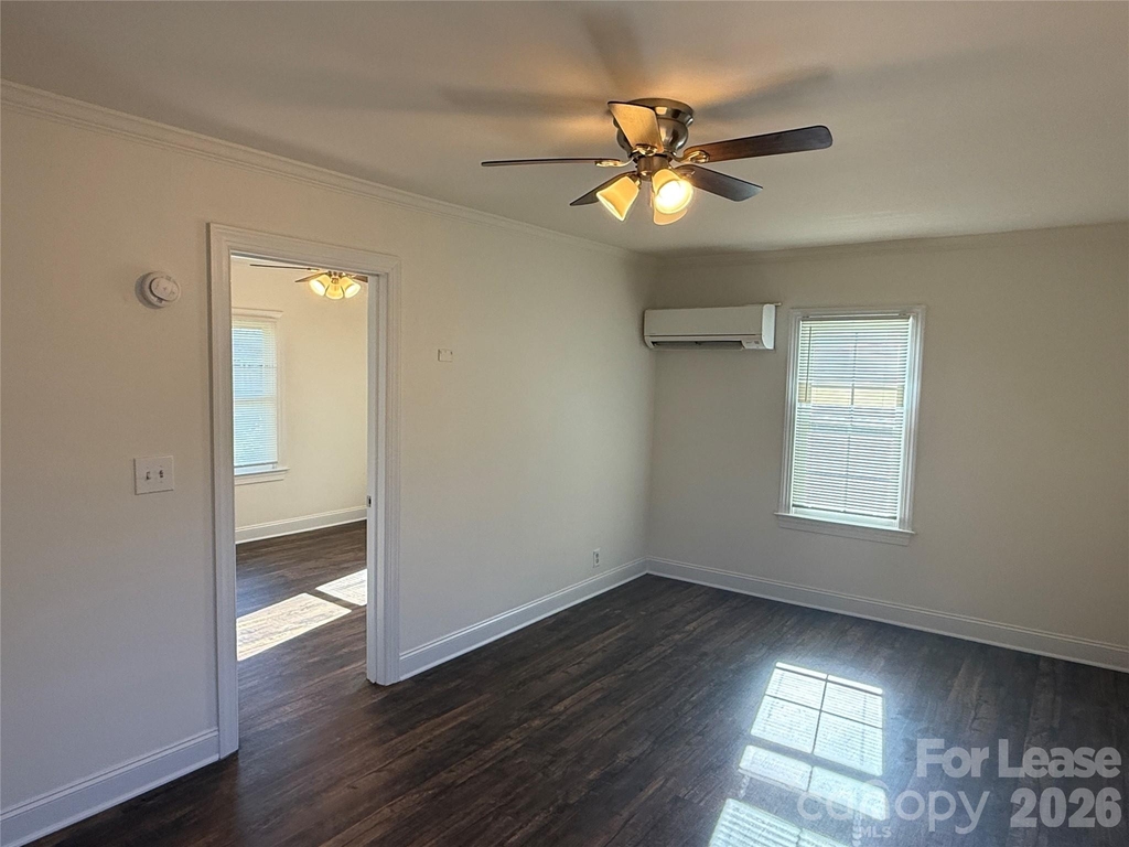 2203 Highland Street - Photo 3