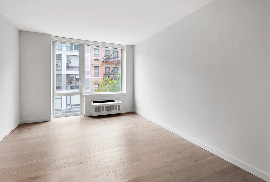East 13th Street, New York, NY 10009 - Photo 2