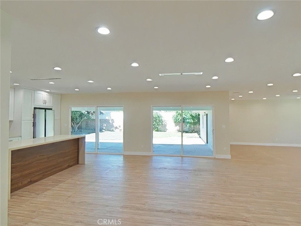 17633 Nordhoff - Photo 2