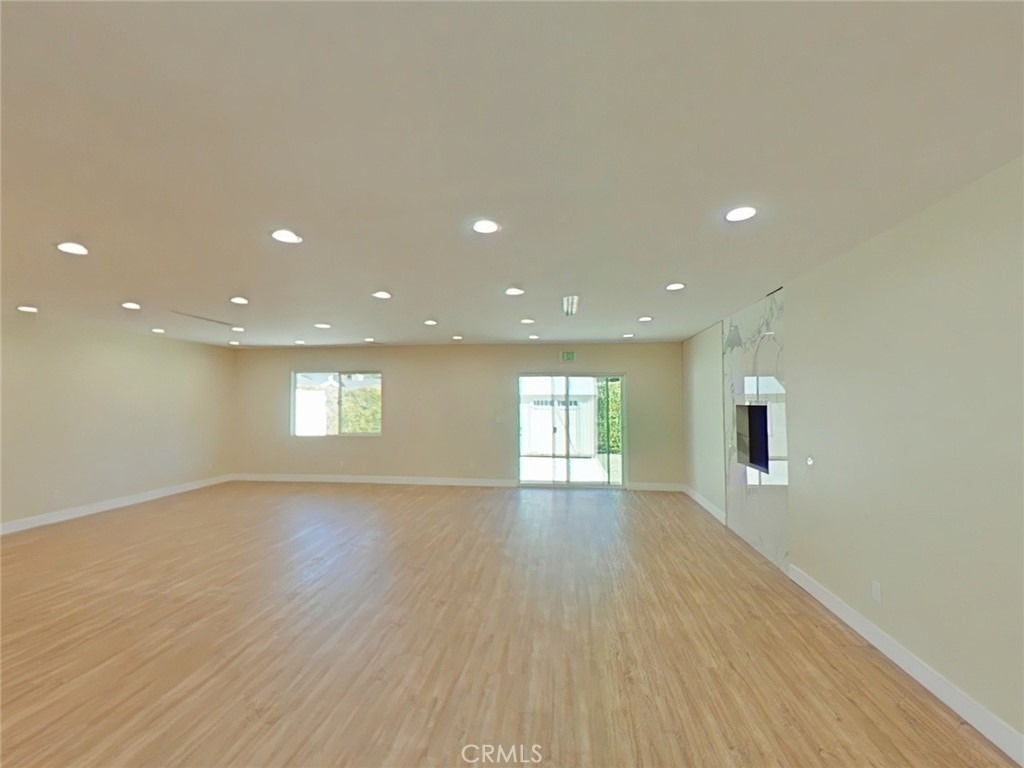 17633 Nordhoff - Photo 4