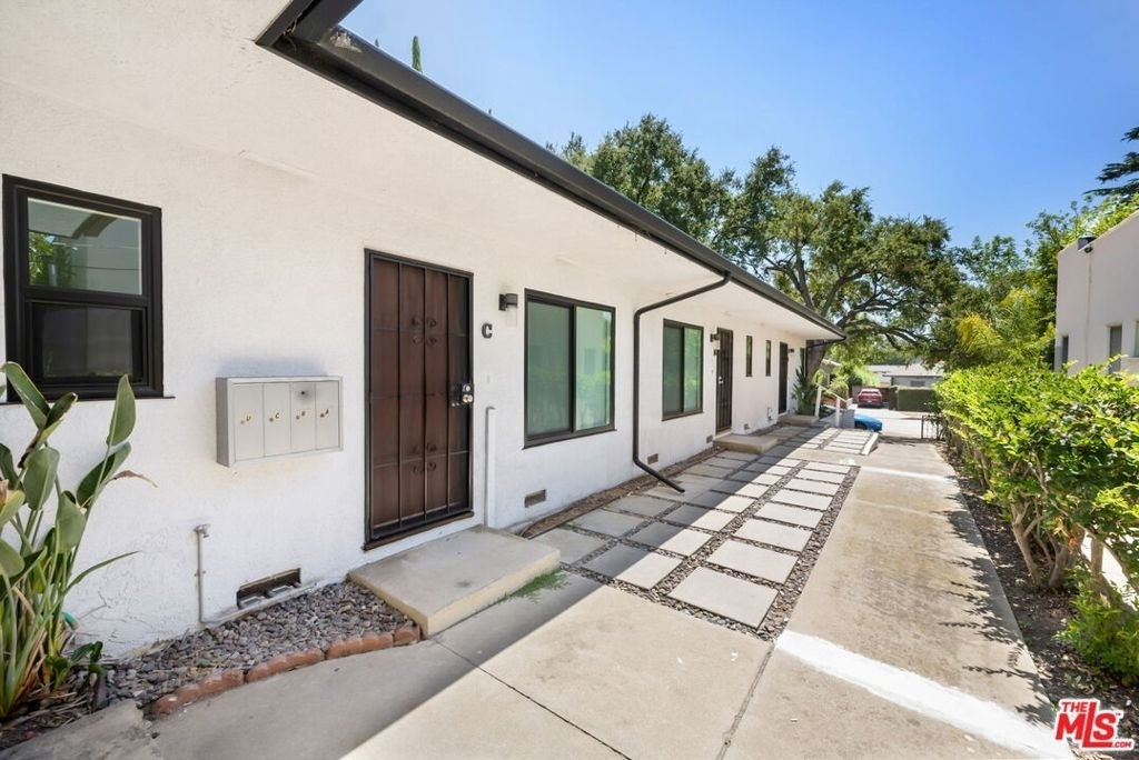 2007 E Villa Street - Photo 3