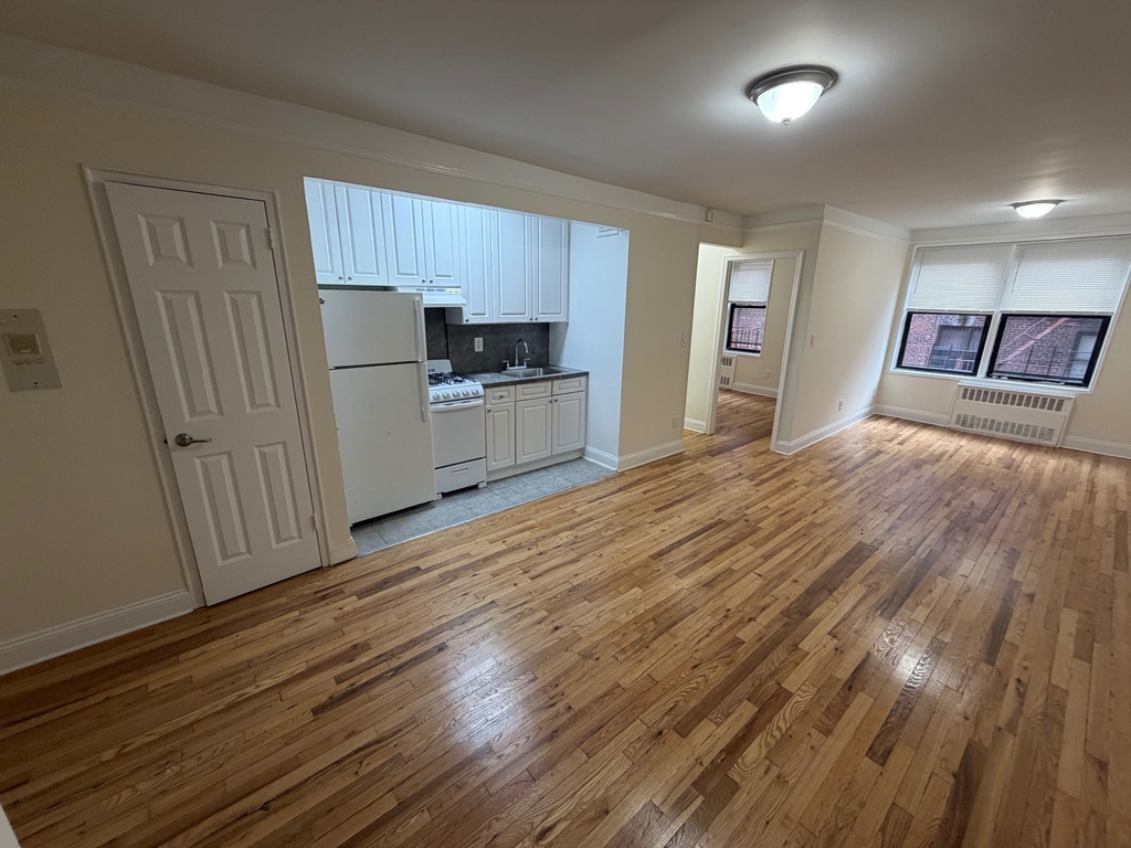 41-12 Elbertson Street - Photo 1