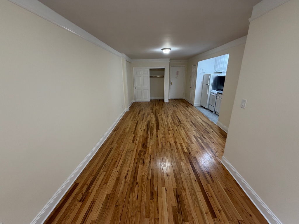 41-12 Elbertson Street - Photo 13