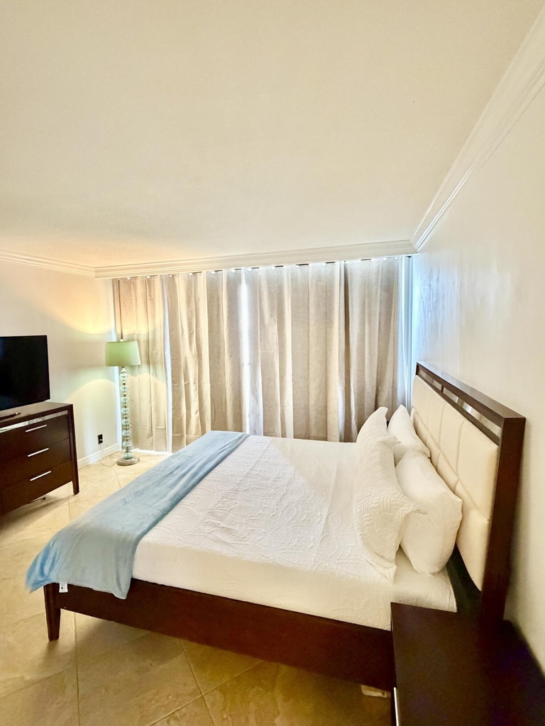 5400 N Ocean Drive - Photo 33