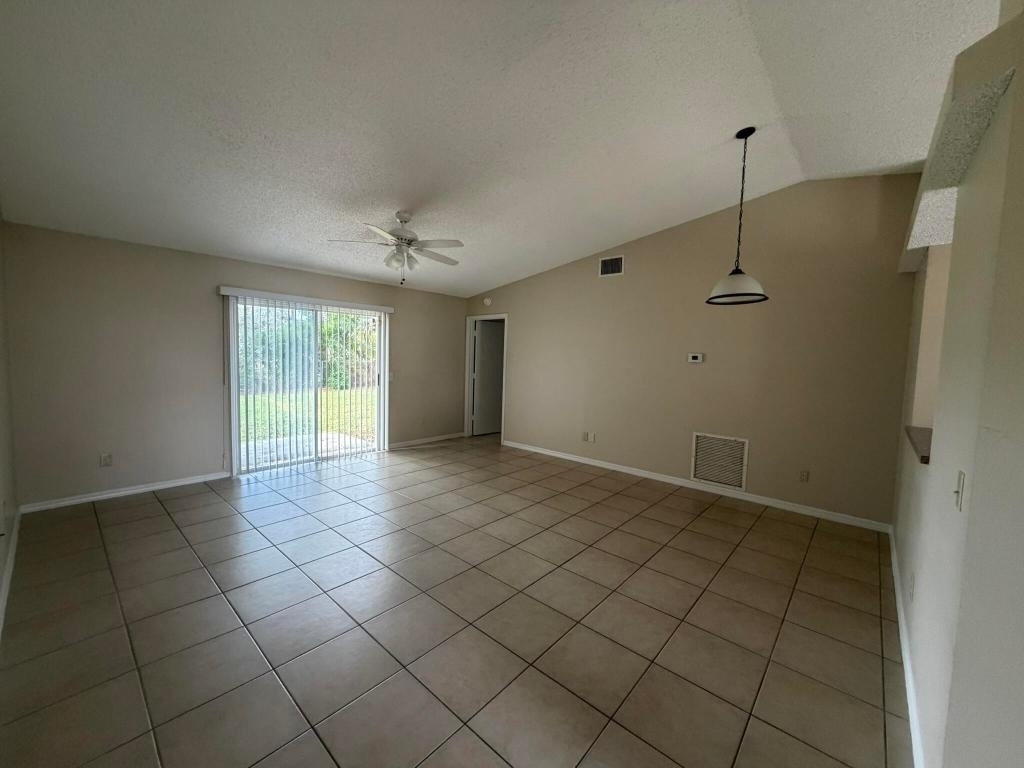 2342 Sw Bayshore Boulevard - Photo 1