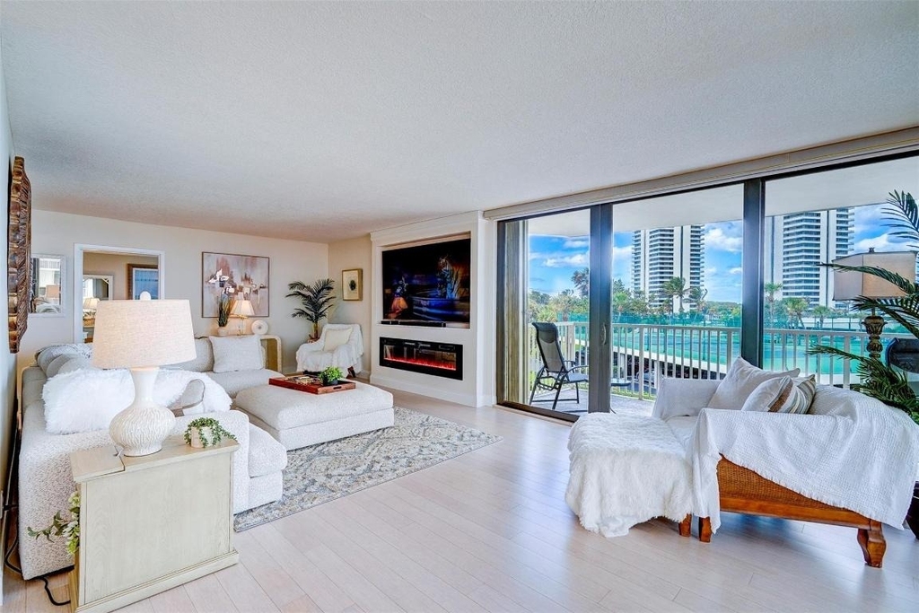 5480 N Ocean Drive - Photo 2