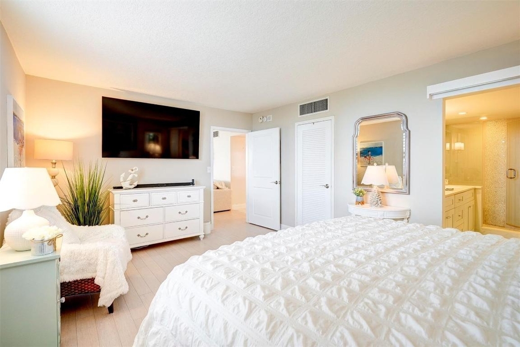 5480 N Ocean Drive - Photo 9
