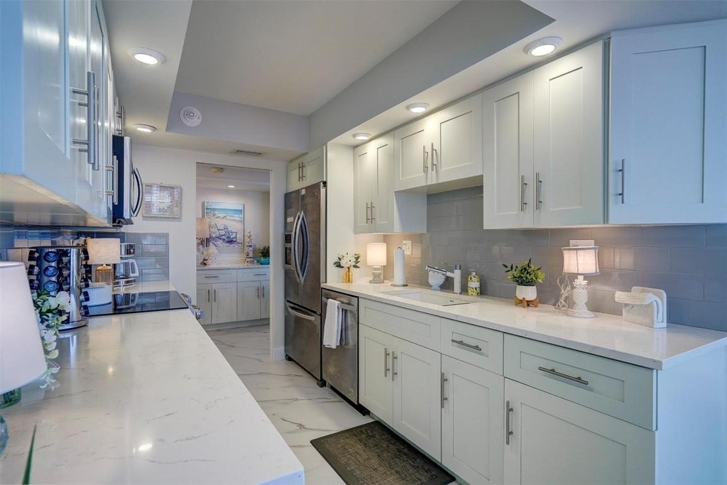 5480 N Ocean Drive - Photo 7