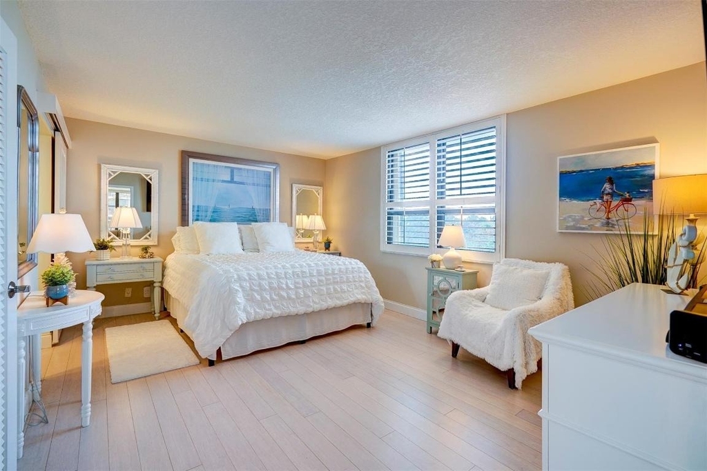 5480 N Ocean Drive - Photo 10