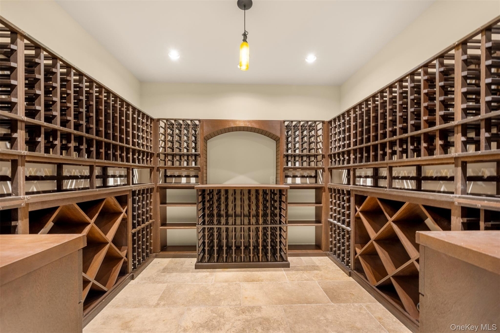 121 Piping Rock Road - Photo 12