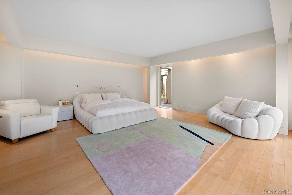 121 Piping Rock Road - Photo 8