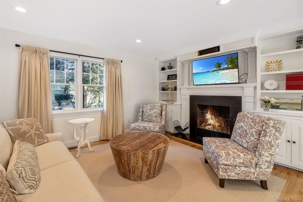 435 Luptons Point Road - Photo 10
