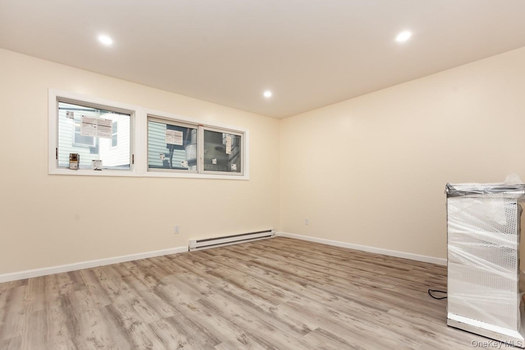 300 Highland Avenue - Photo 4