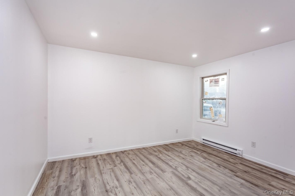300 Highland Avenue - Photo 7