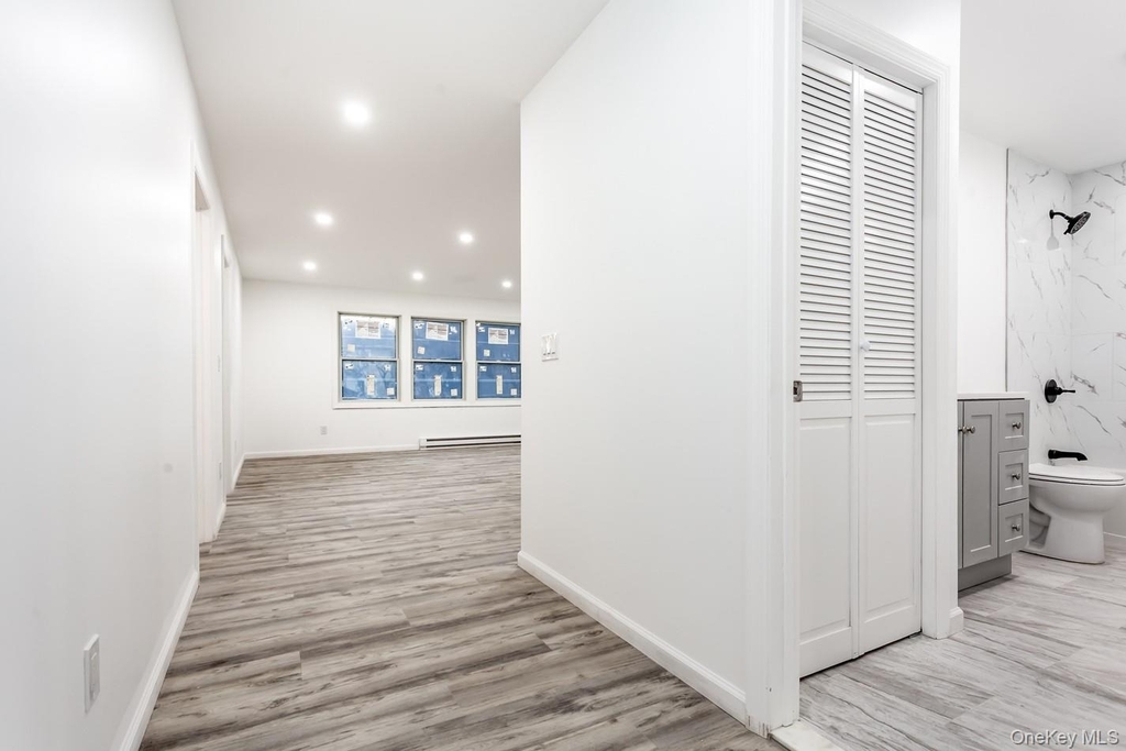 300 Highland Avenue - Photo 5