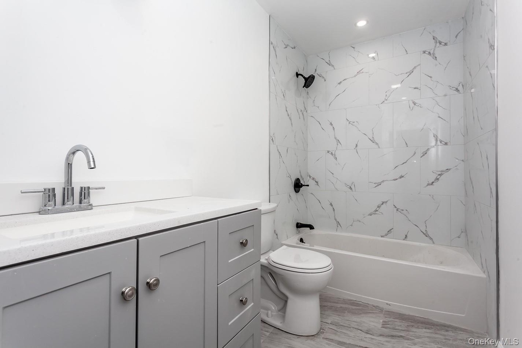 300 Highland Avenue - Photo 6