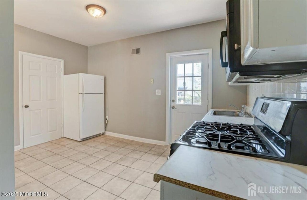 111 John Street - Photo 5