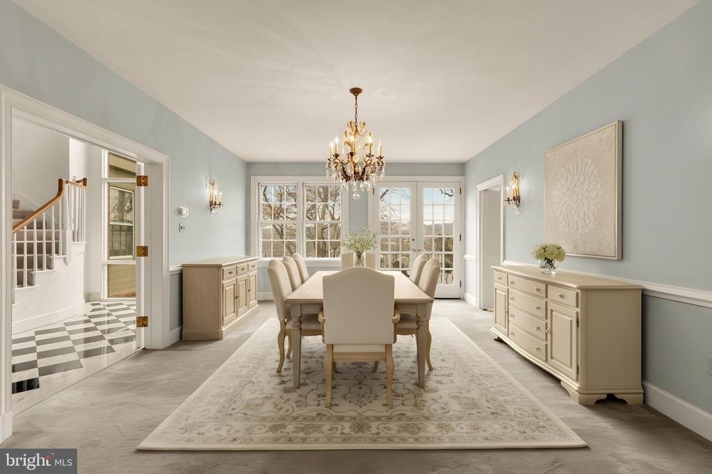 221 Chain Bridge Road - Photo 8