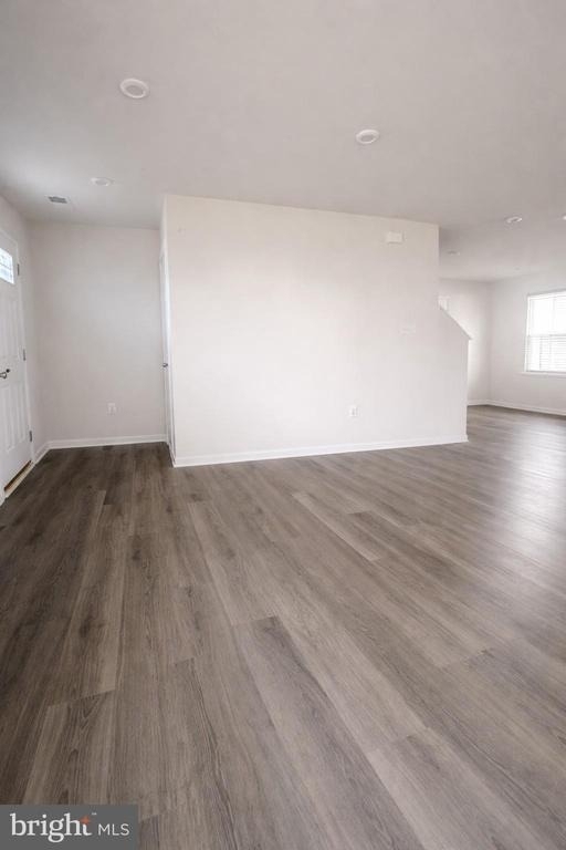 201 Bowline Drive - Photo 2