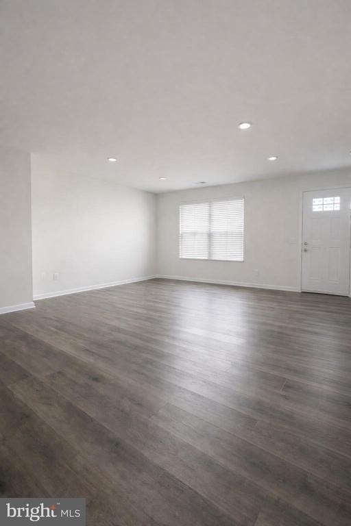 201 Bowline Drive - Photo 1