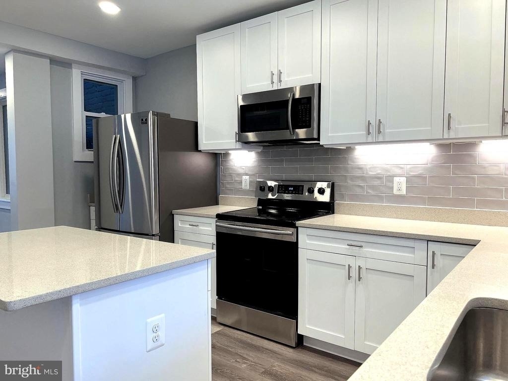 1210 Half Street Sw - Photo 7