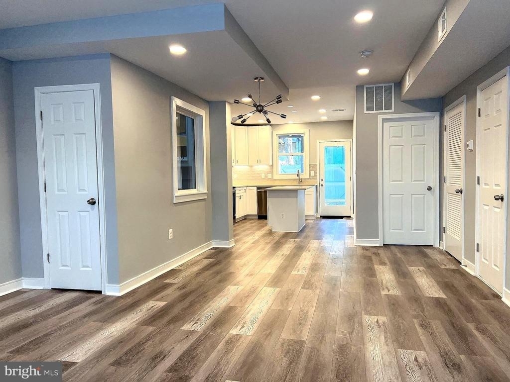 1210 Half Street Sw - Photo 3