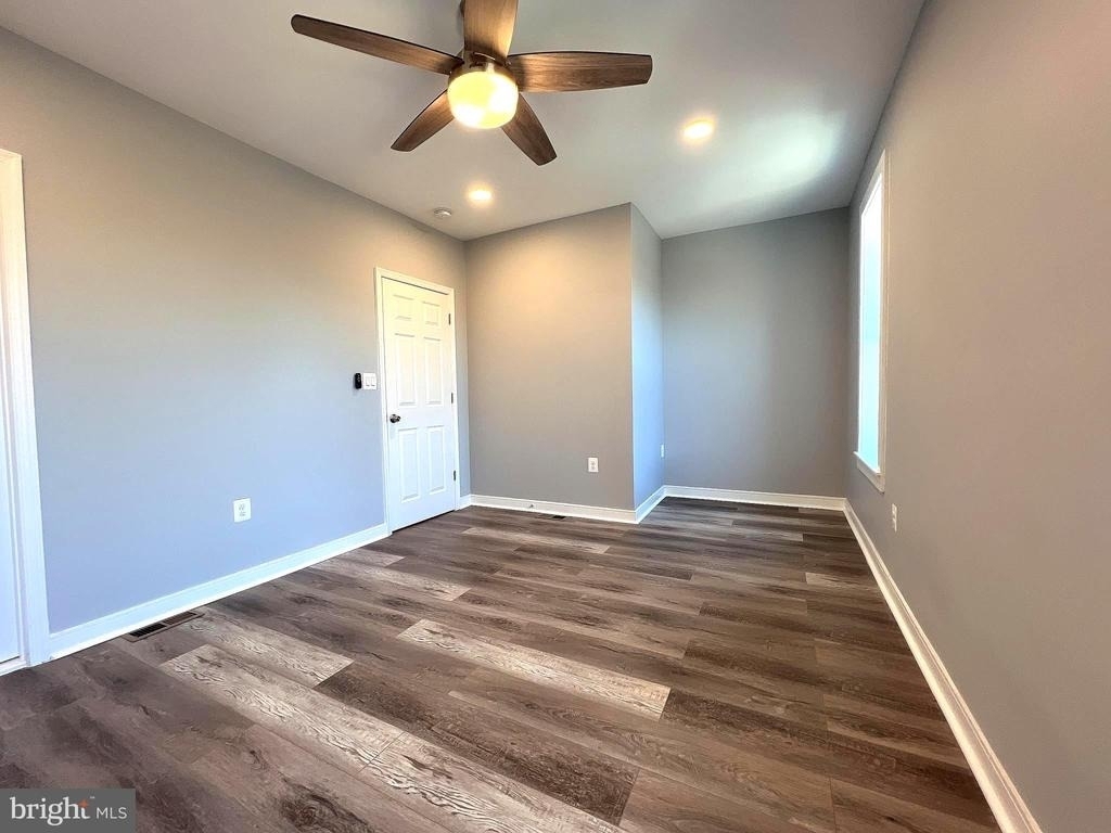1210 Half Street Sw - Photo 13