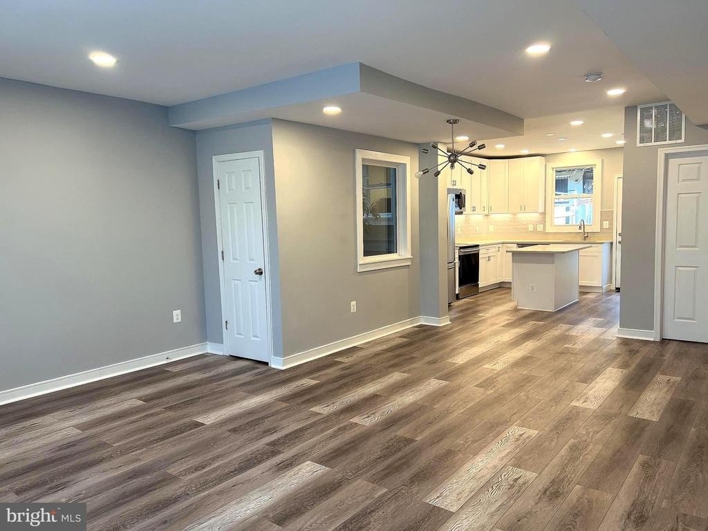 1210 Half Street Sw - Photo 2