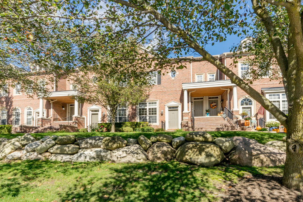 695 River Park Village Boulevard - Photo 11