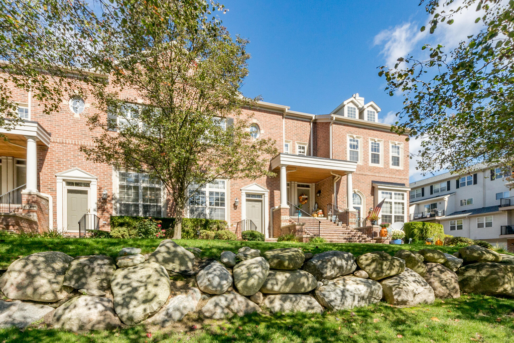695 River Park Village Boulevard - Photo 1